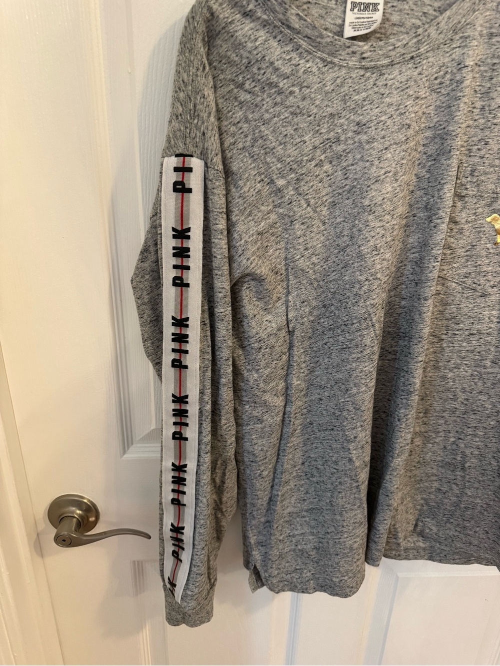PINK Victoria's Secret Heather Gray Long Sleeve Tee with Gold Dog Emblem - Picture 4 of 6